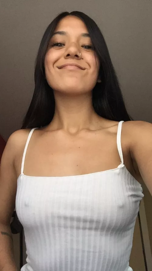 Any braless lovers out there today?