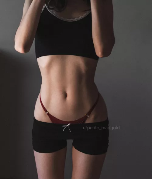 Are super petite & fit Asian girls welcome here? 😇