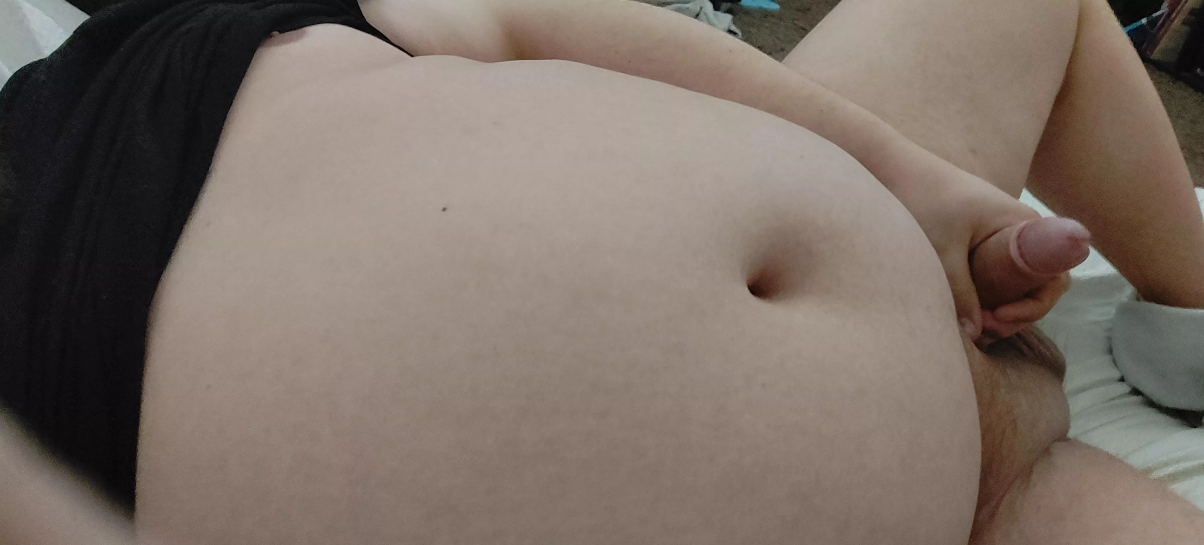 Been so horny lately 🫣 Wish I had some to help me 🤭😘