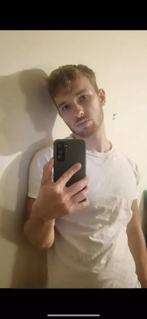 Bored here in Georgia. 19 bi.