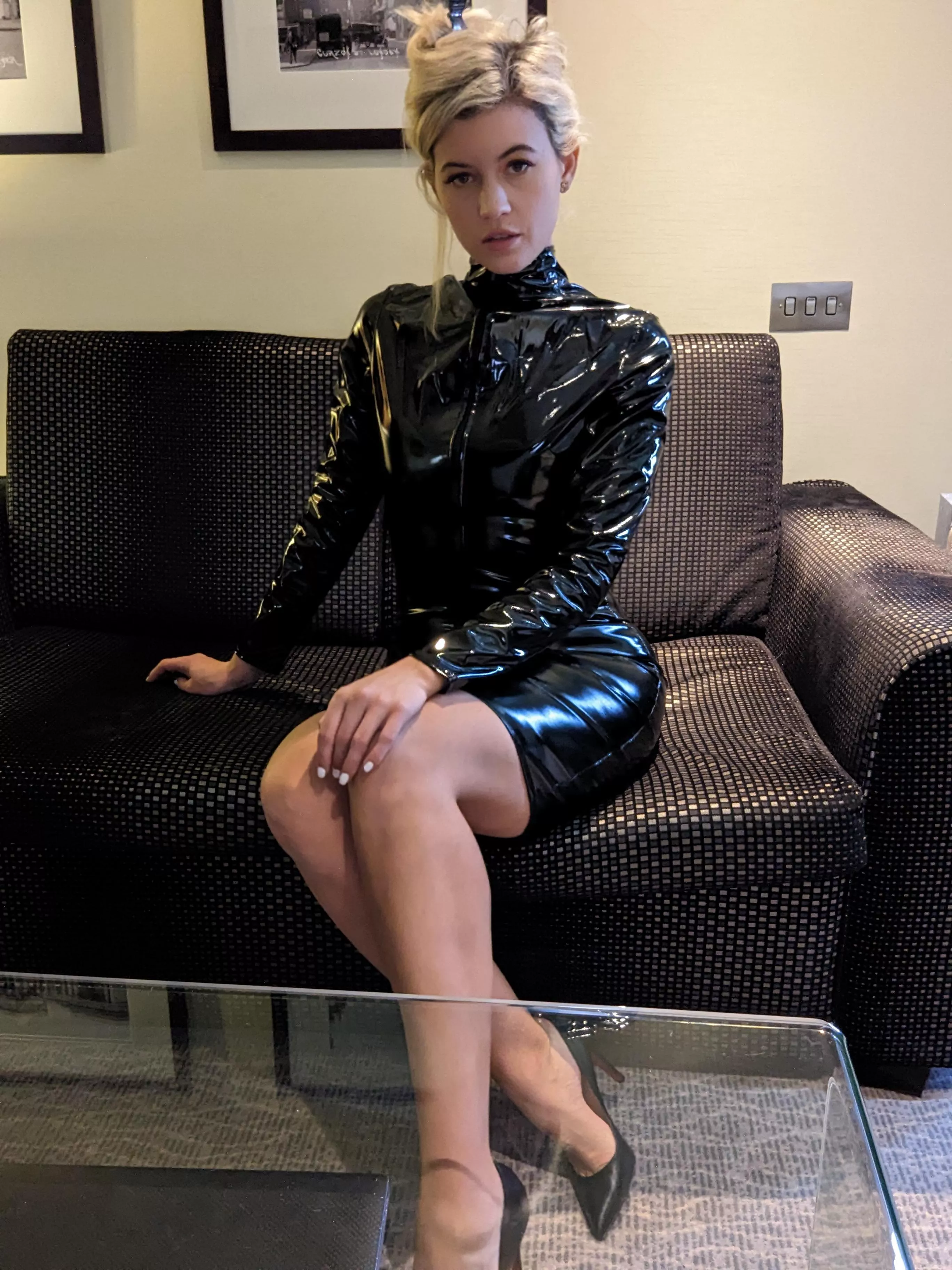 Bow down to your queen 👑