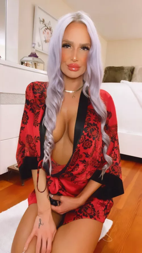 Can my tummy be your cum target?