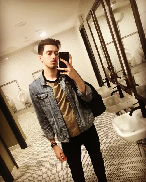 Can’t sleep, who’s up?