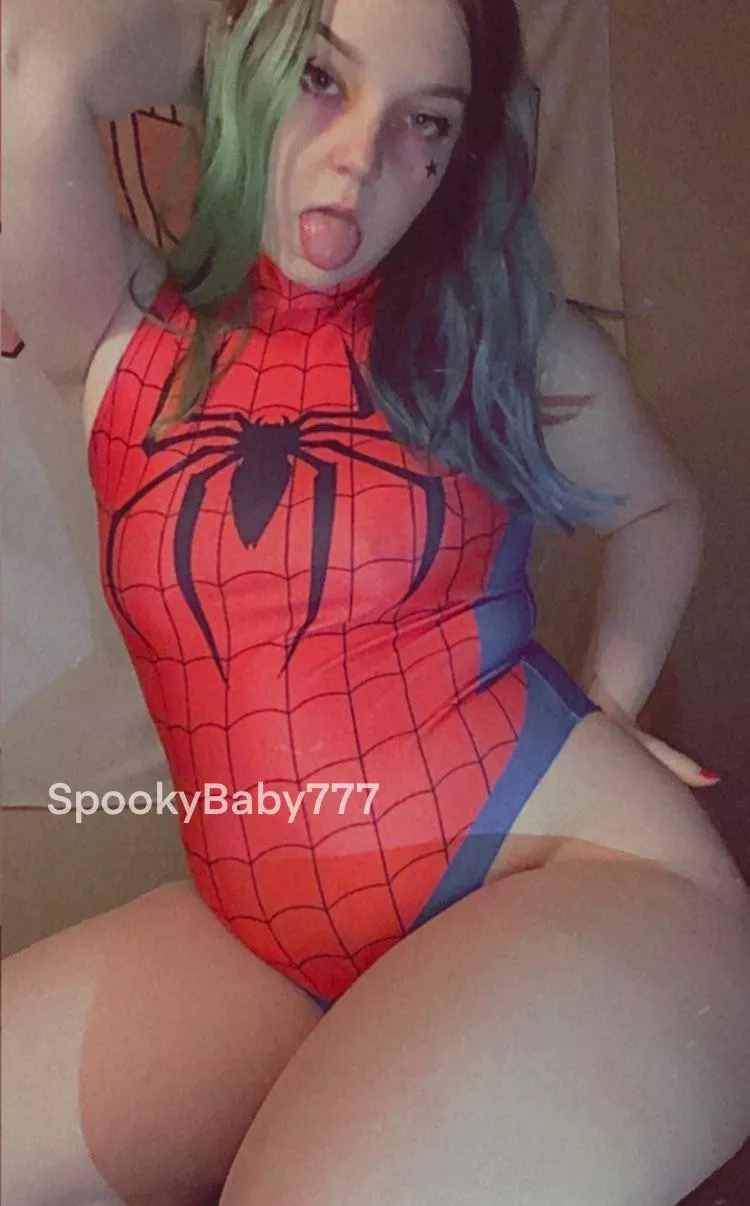 come spank my fat ass 😋🕷️