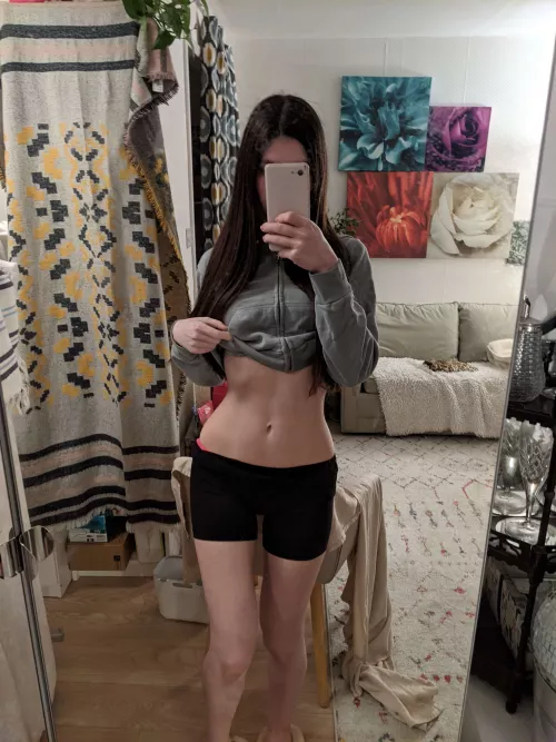 Do you like my outfit?