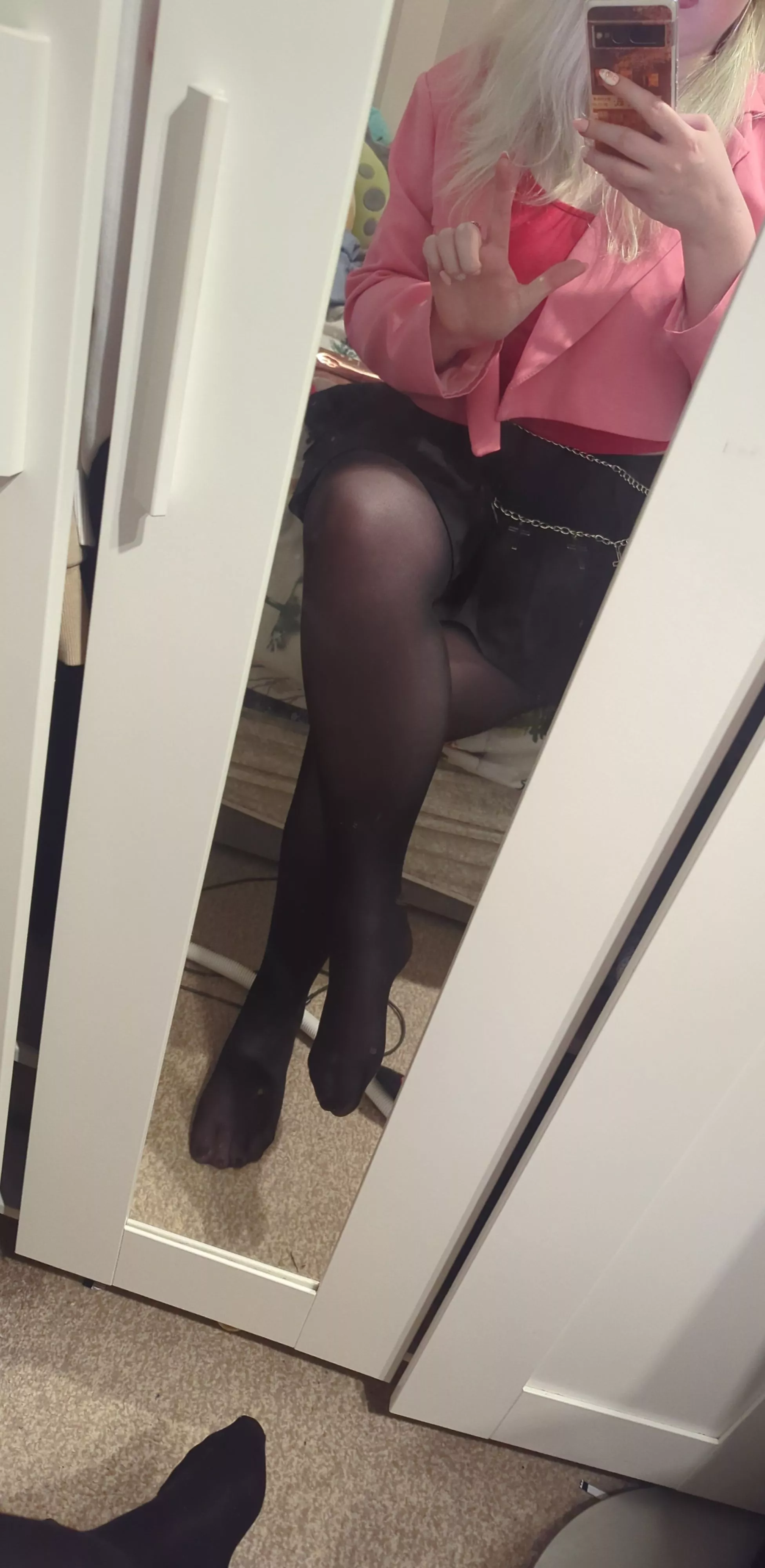 Do you like to sniff tights once they've been worn? 👅