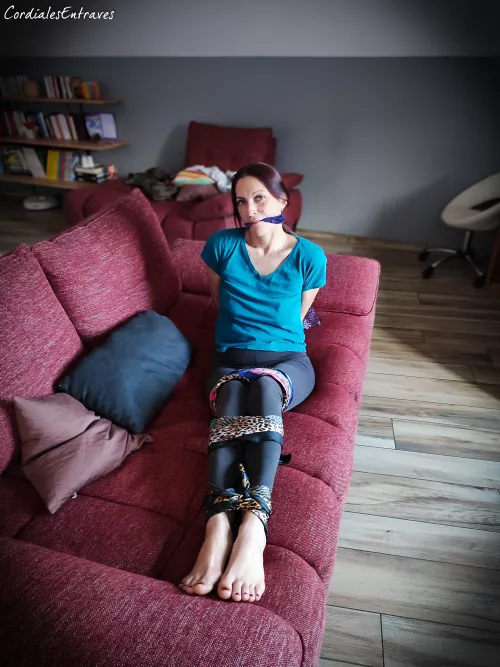 [F] Automne - Tied with Scarfs