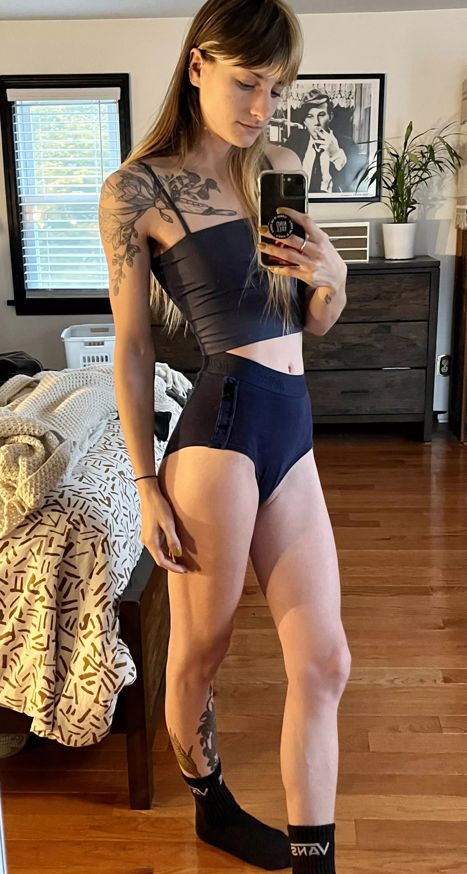 Full body morning selfie