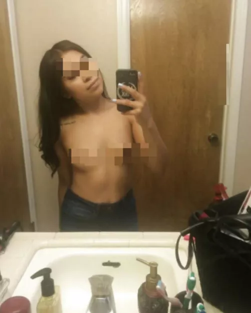 Fun fact my first ever nude was on snap