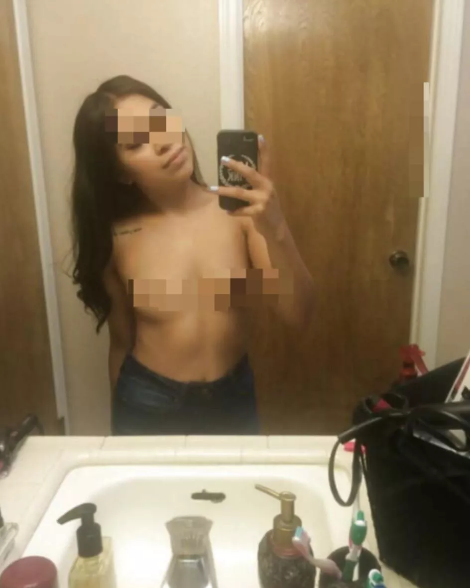 Fun fact my first ever nude was on snap