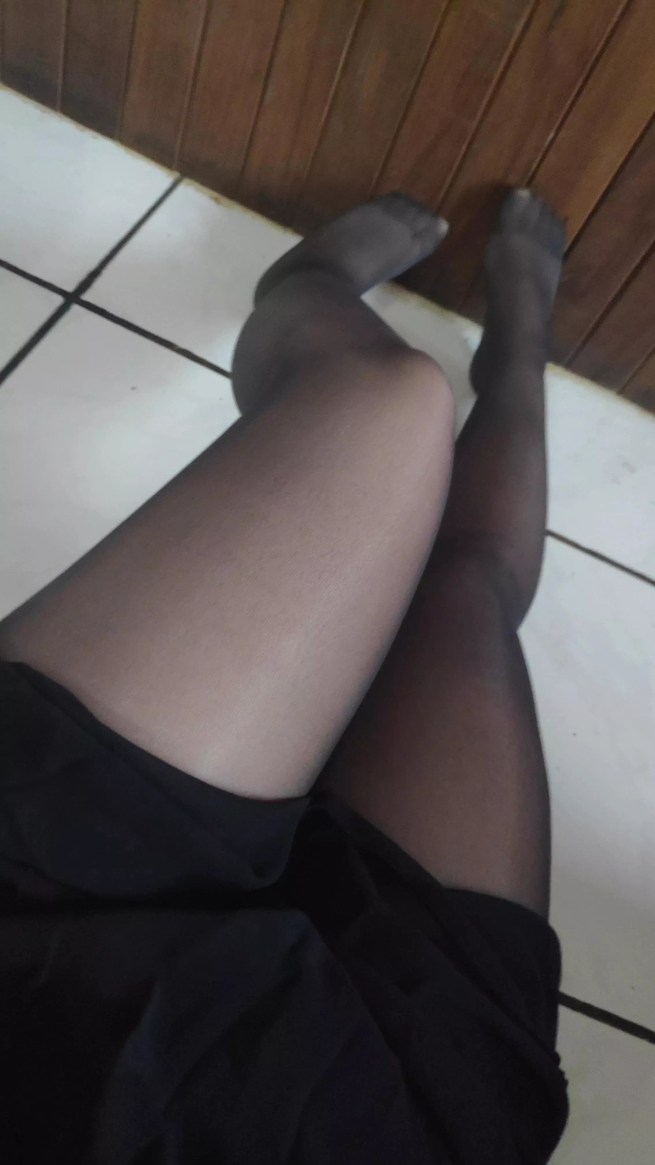 going back to black pantyhose