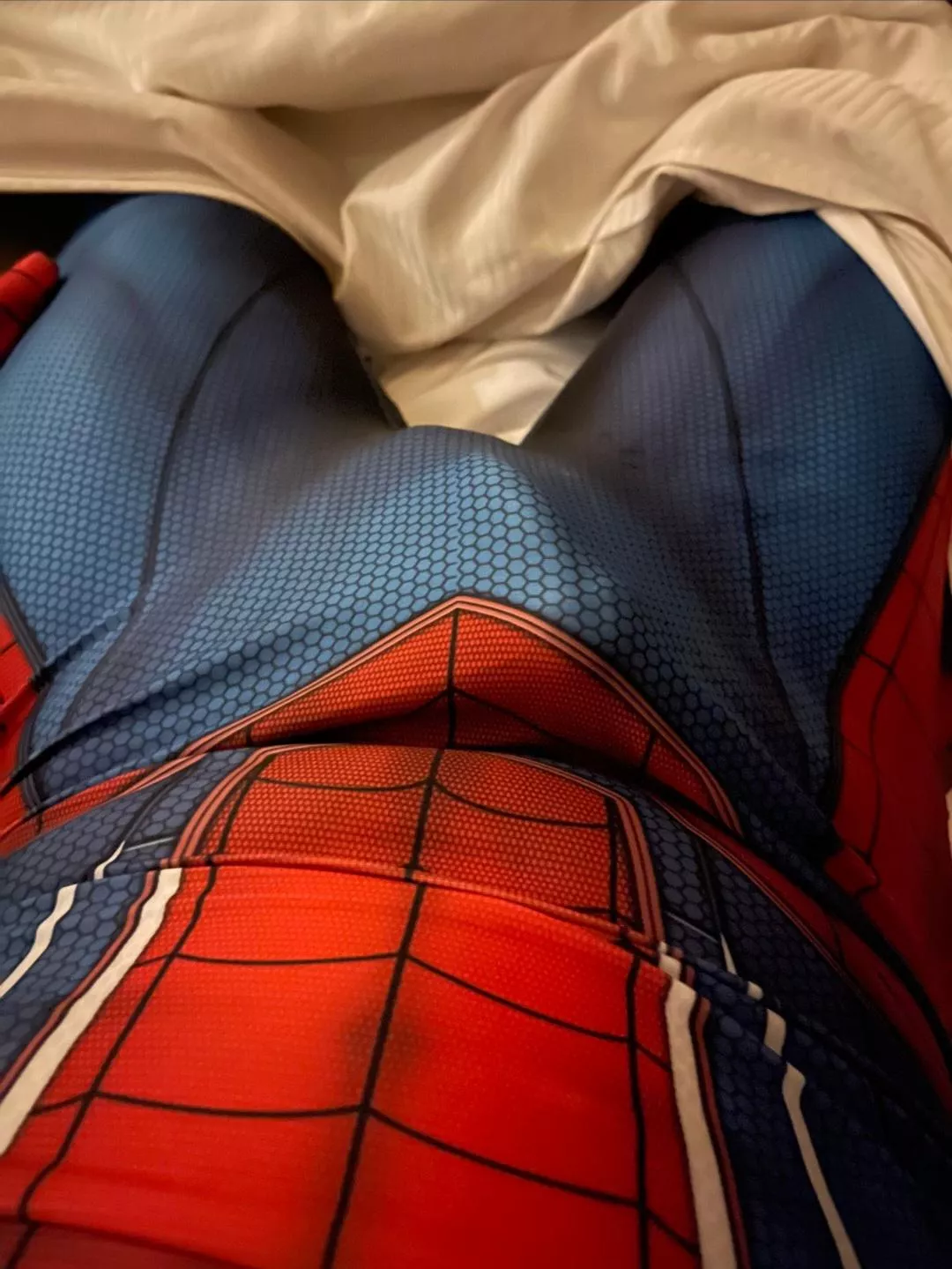 hallo ❤️💙🍑🍆