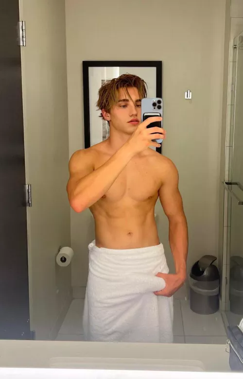 Hello hello it’s me again 😌