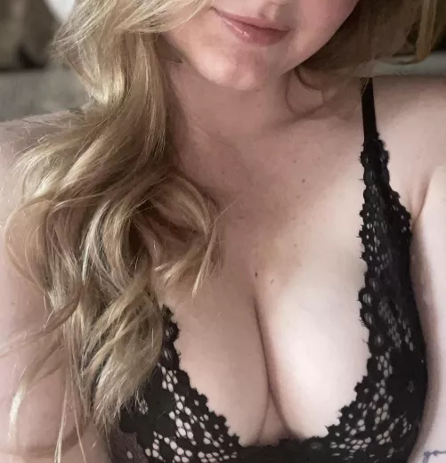 Hey there 😈 [image]