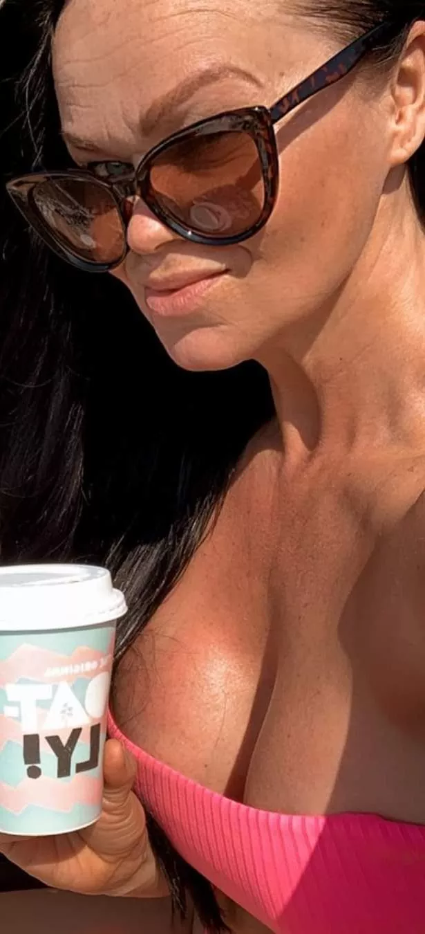 Hottie fake TIT FBB Anu