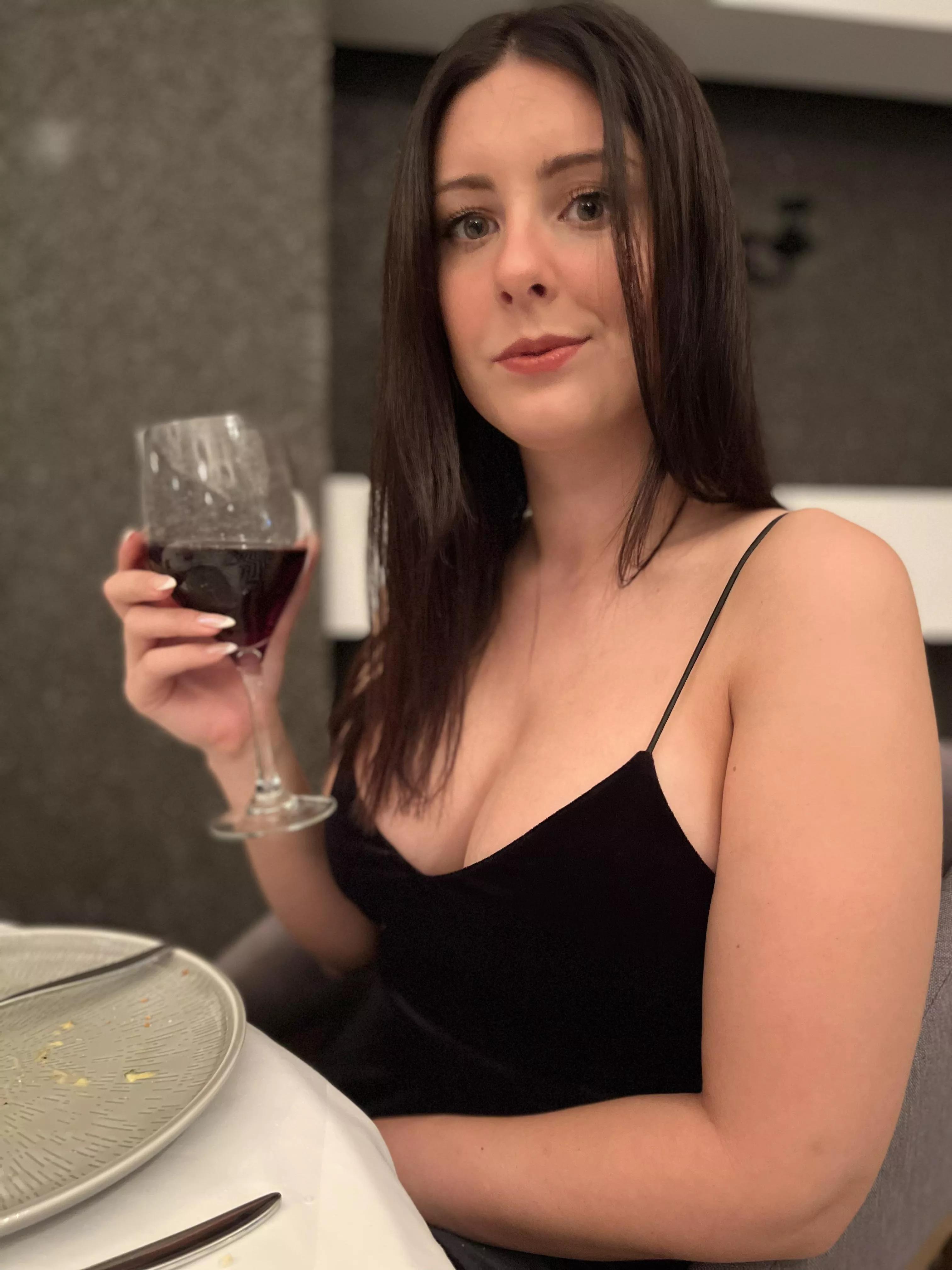 How am I meant to wear a bra with straps like this!