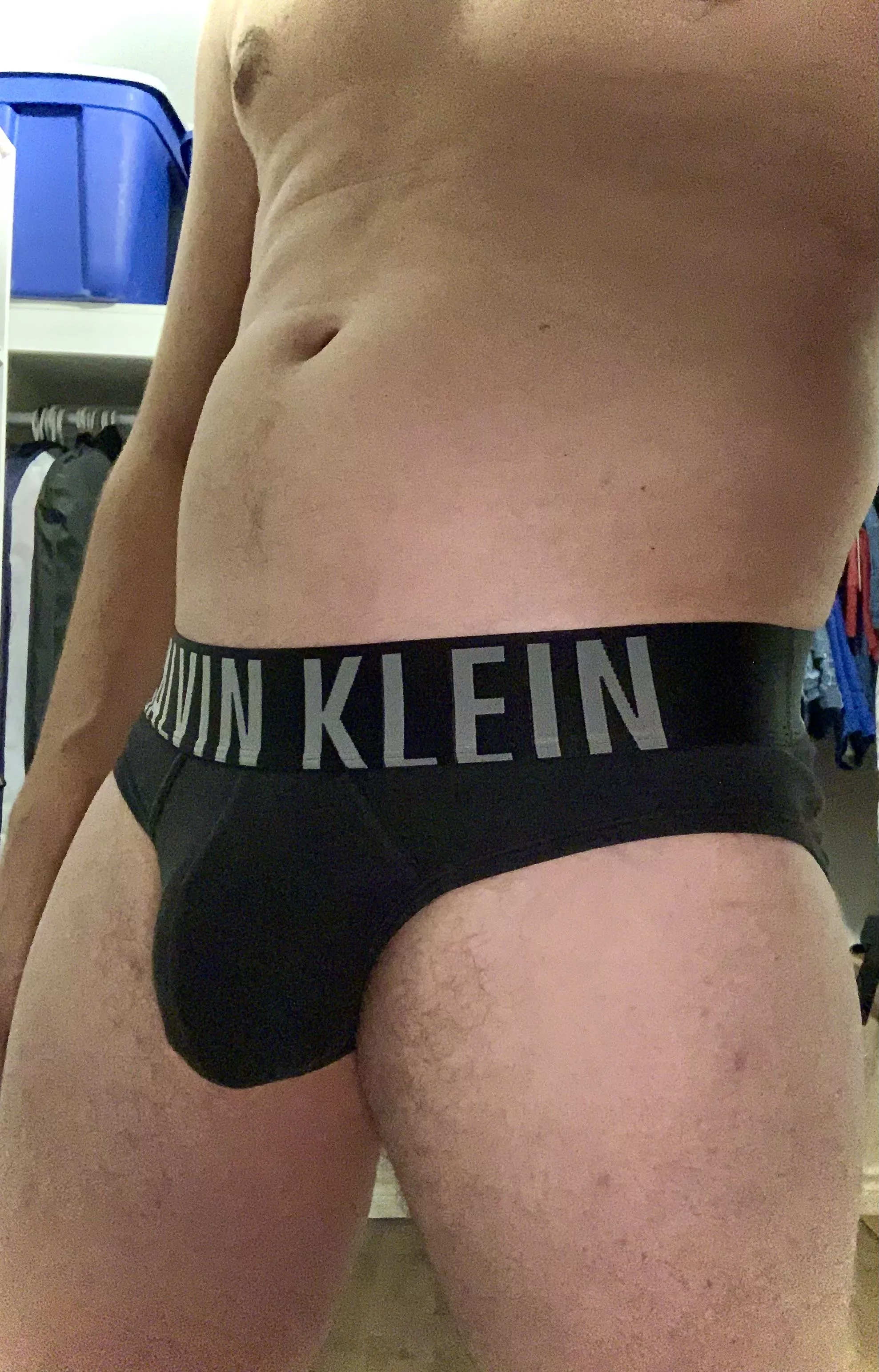 I really like this model of CK, Large, waistband very comfortable.
