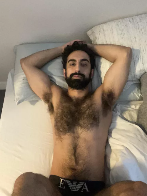 I took this pic with my feet 😜