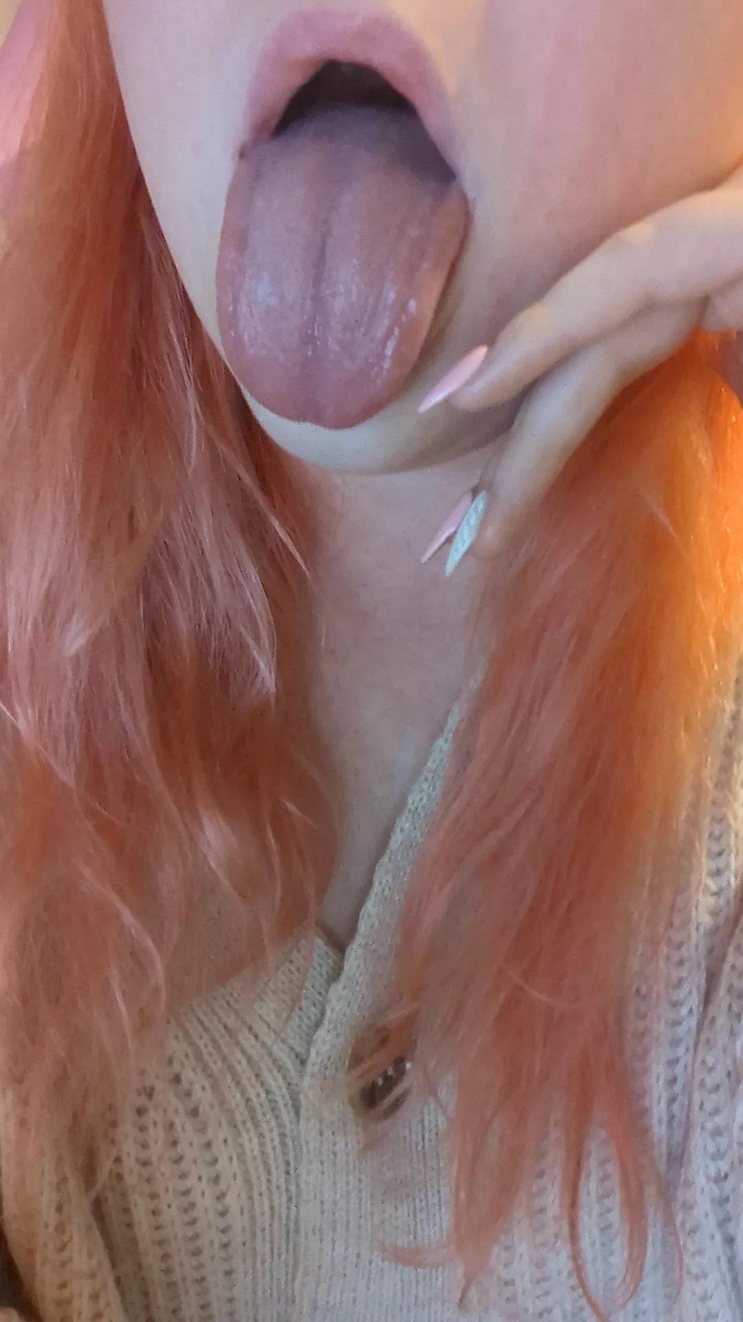 I want a lollipop 🌸🍭😜