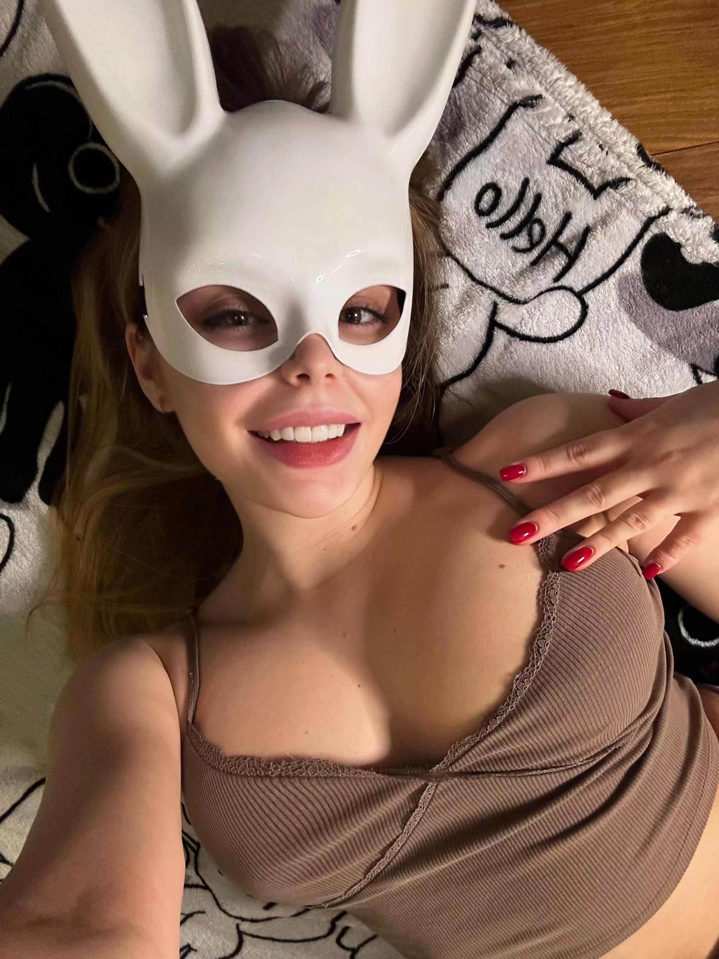 I wonder if anyone would actually eat my tits