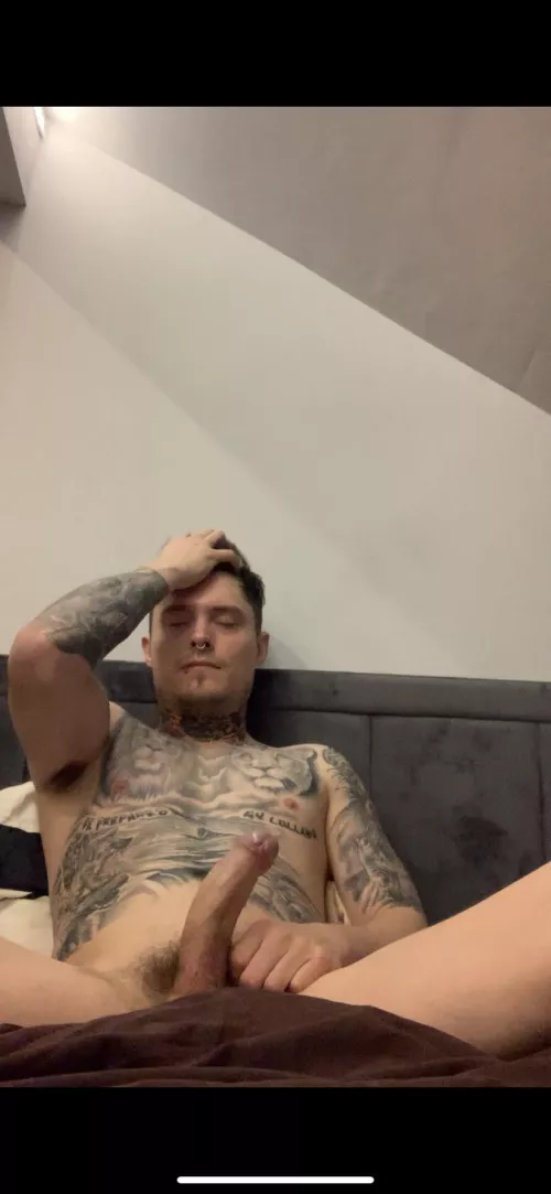 Just about to cum here 🥵🥵🥵