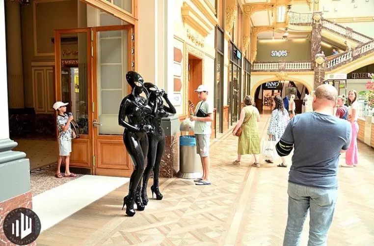 Latex aliens going for a smoothie. 👽👽 (Aliens: Miss Fetilicious and Lizanne)
