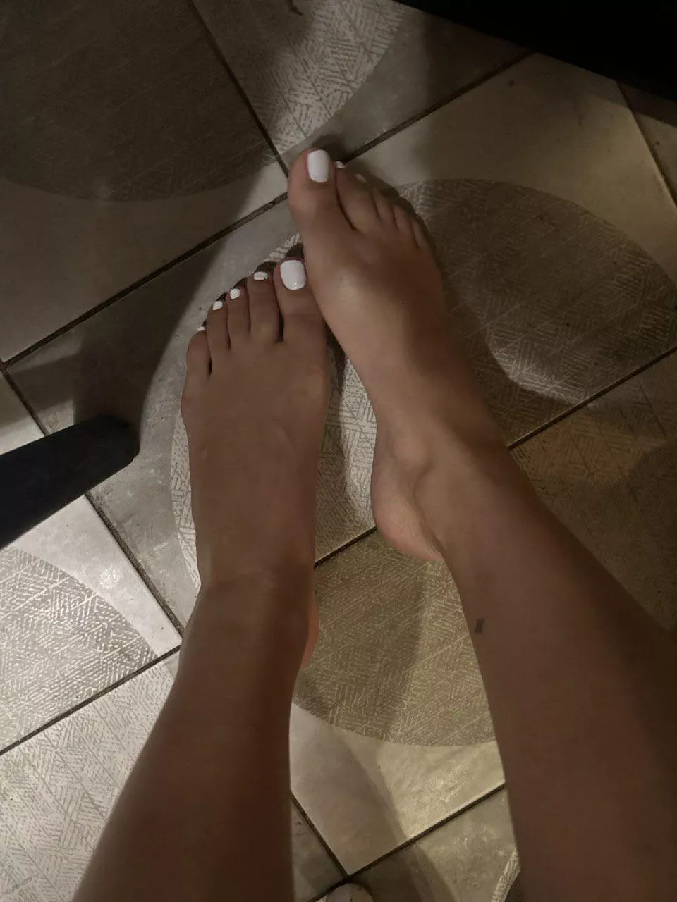 Like this ONLY if my feet are worth your cum