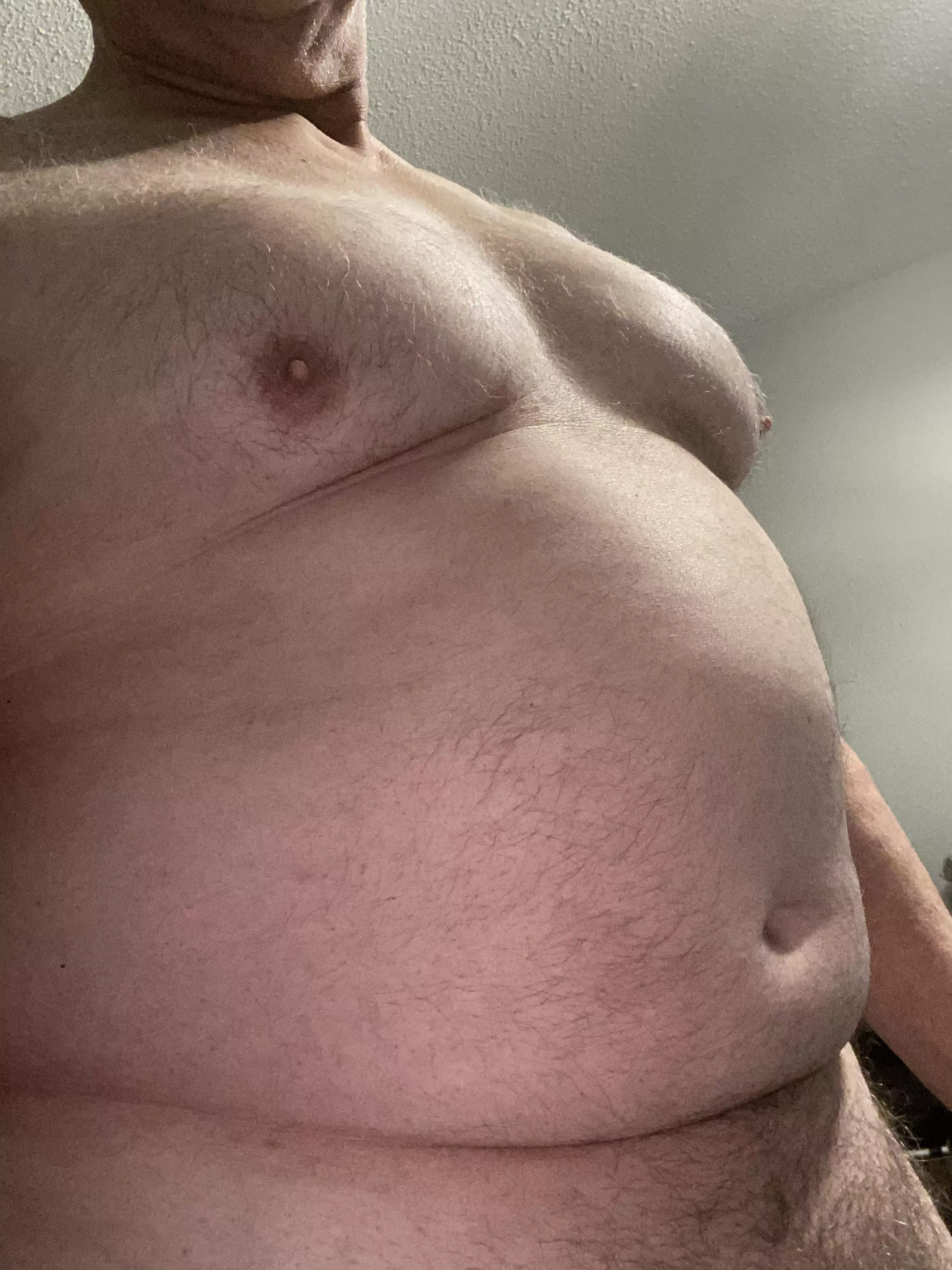 Look at this belly and moobs. You like? DM
