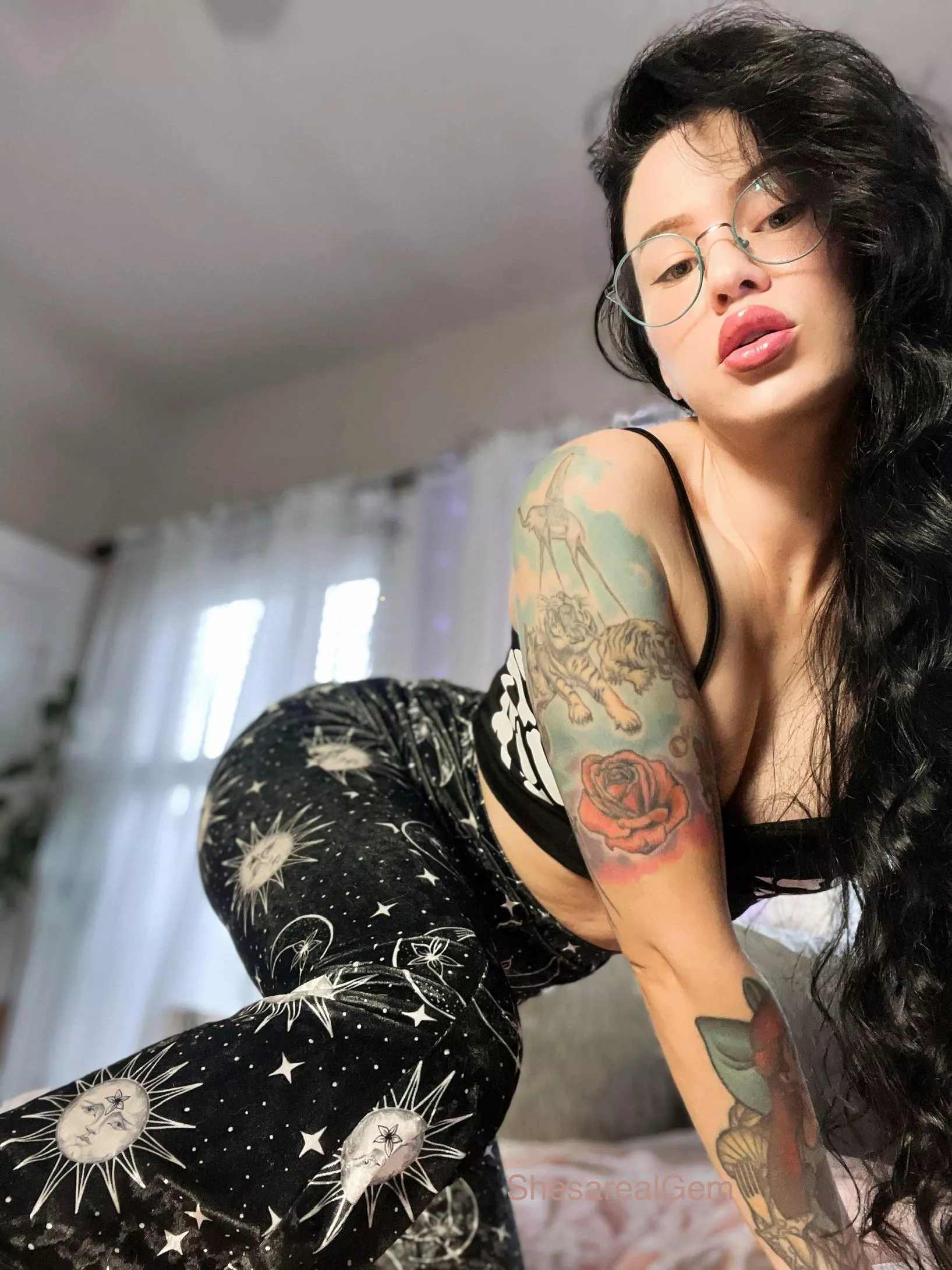 Lots of round shapes here.