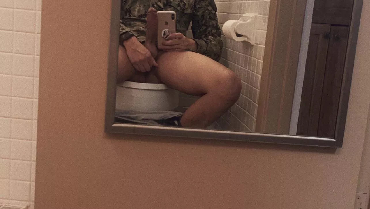 maybe i should say fuck it and fuck as much as i can this year 😈