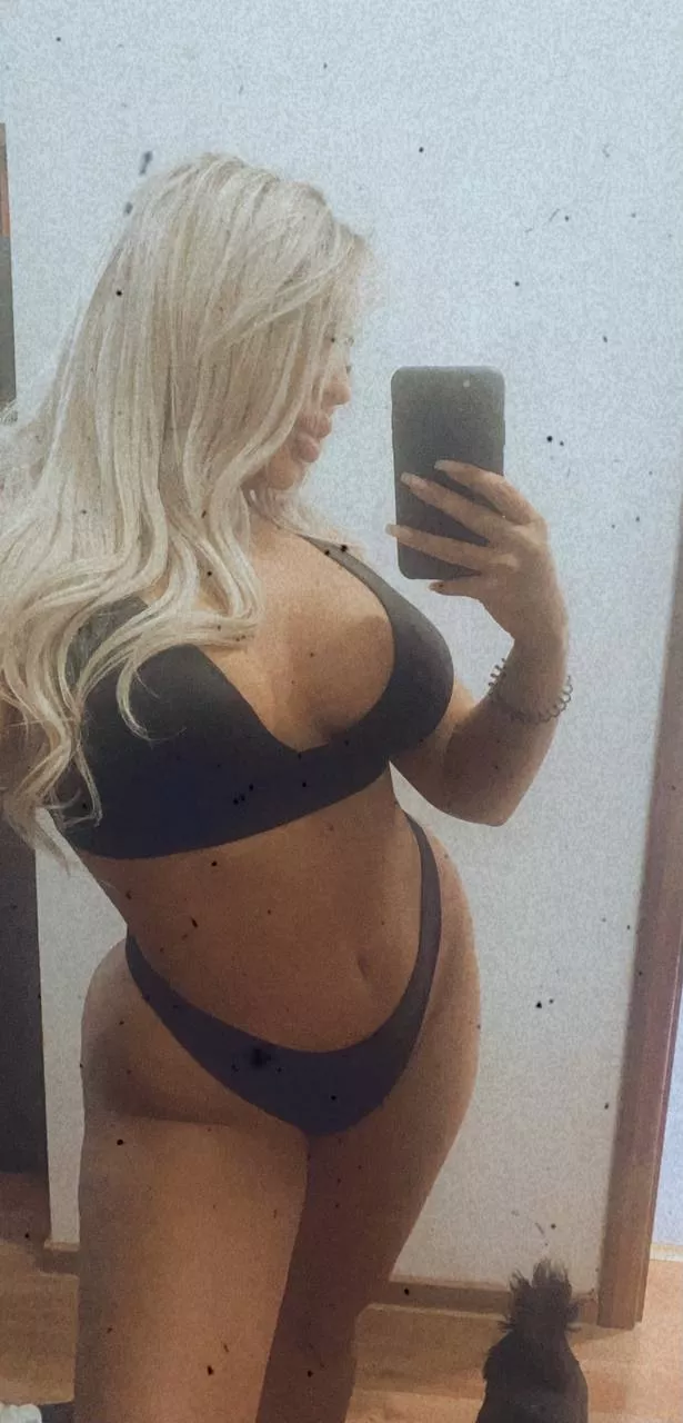 😻Naughty blonde kitty 😼