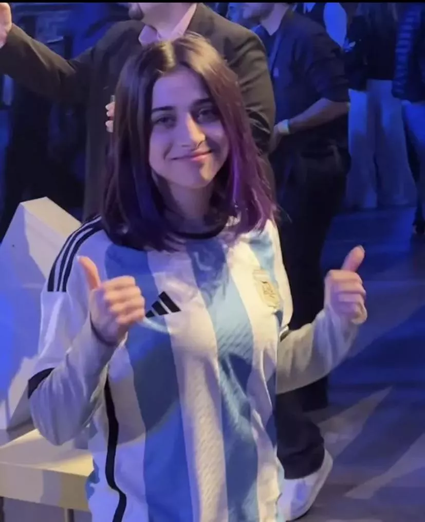 Not nsfw but need her name