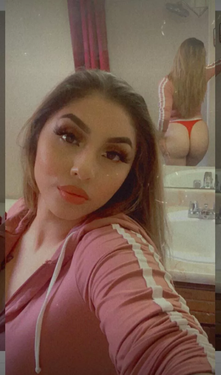 Quick selfie before I sleep 😏👀