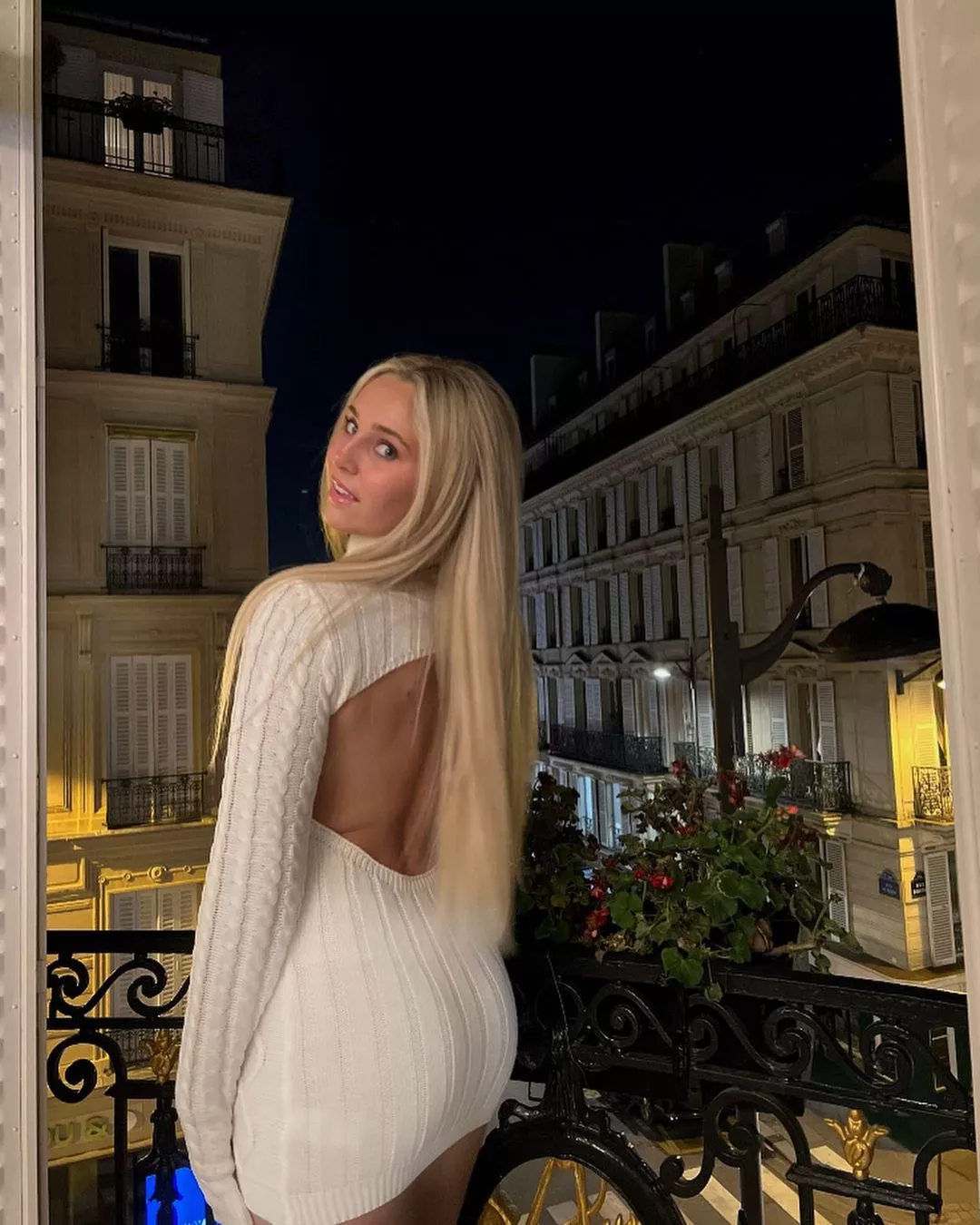 snow white dress (irtr)