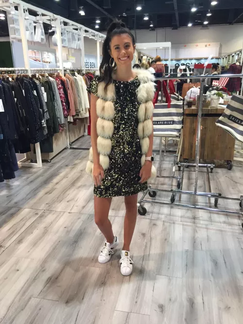 Swapping nudes. Must send sample pic and age or I will not reply