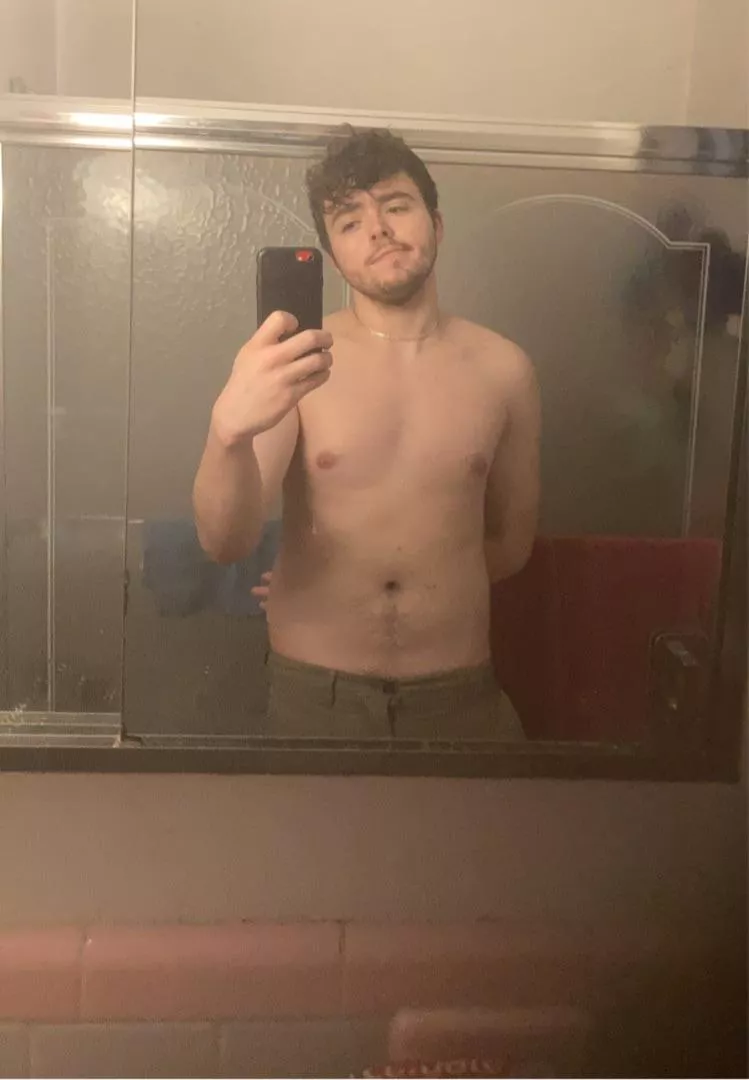 Trying to add some healthy weight and muscle in the new year 💪