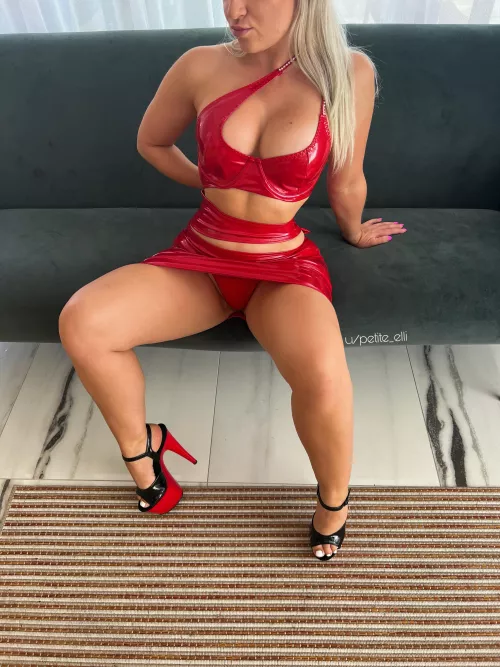 Wanna place your head between my thick thighs?