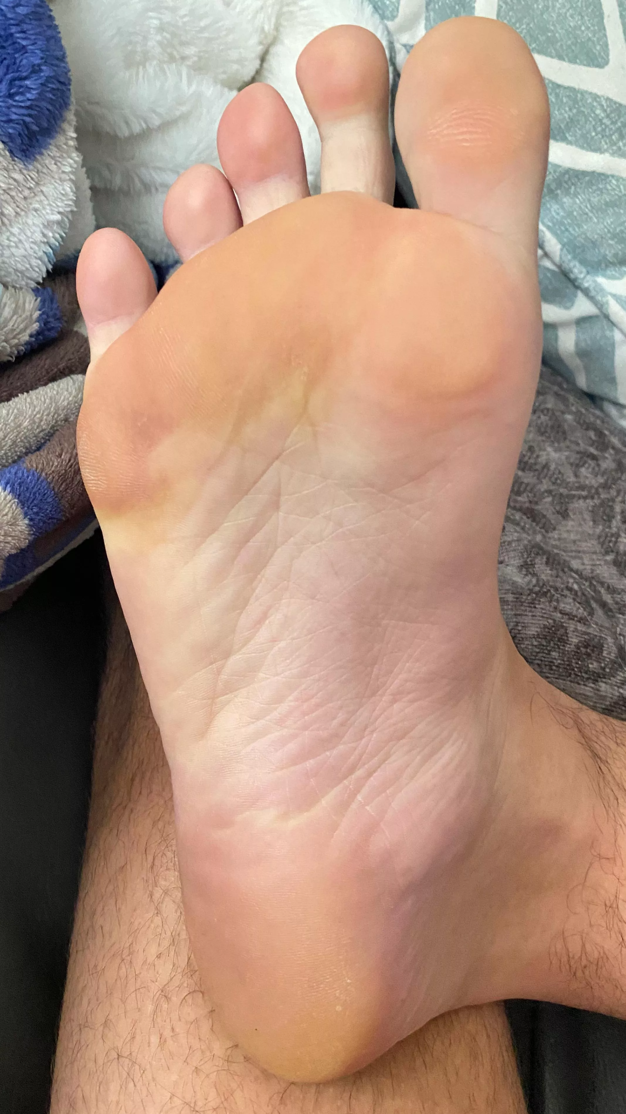 Worship my smooth soles