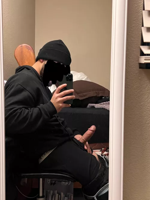 You caught me breaking in, you gonna take a seat?