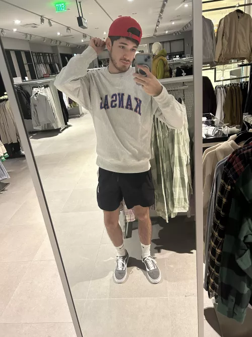 You know what they say about skinny guys 😉