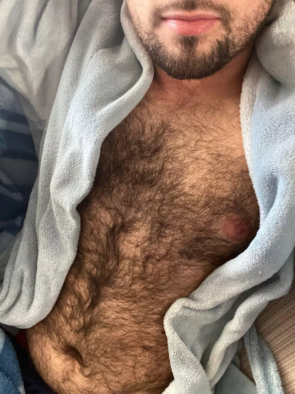 [23] There’s a lot of hair under the coat! 🥶