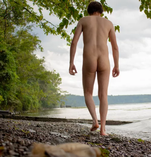 (29) wanna take a walk with me?