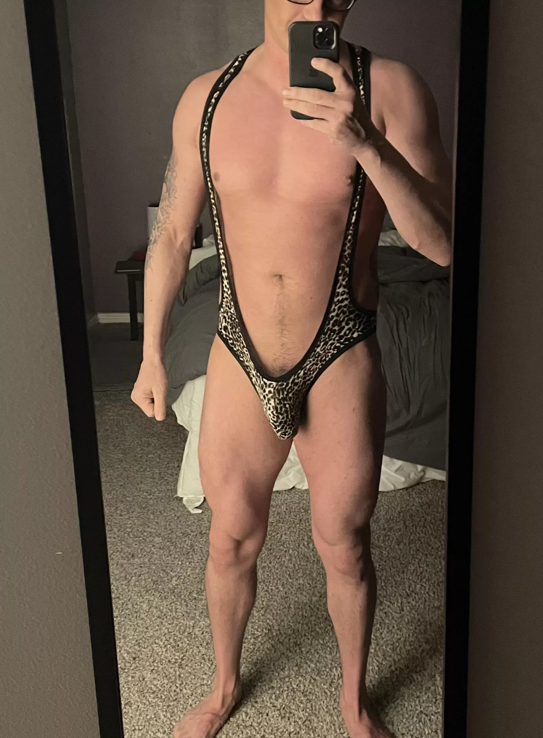 [40] anyone want to wrestle?