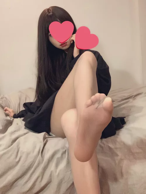 5’2, asian and fatherless…god really didn’t want me to become a man😭💀