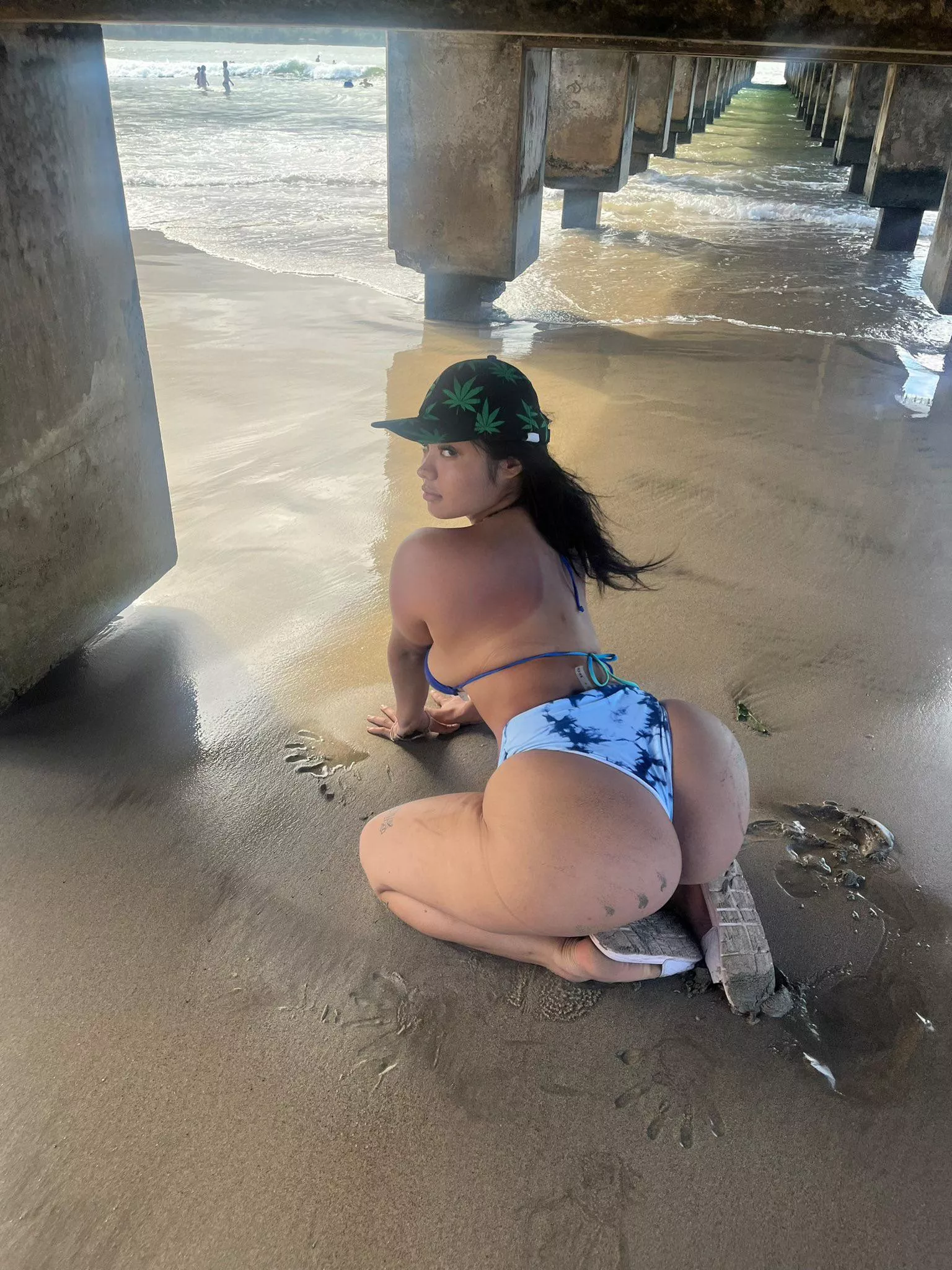 5’3 and she’s insane