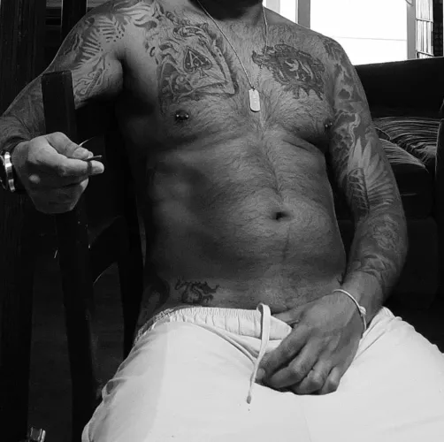 Anyone wanna sit on my lap [41]