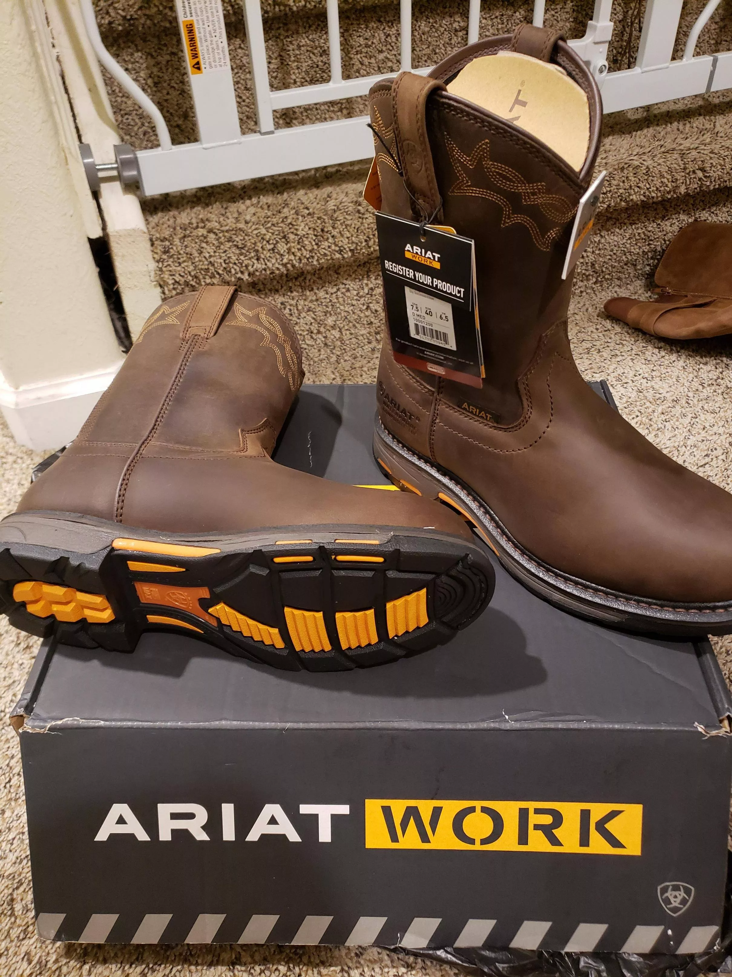 Ariat workhogs. Great boots till now. Help with fitting?
