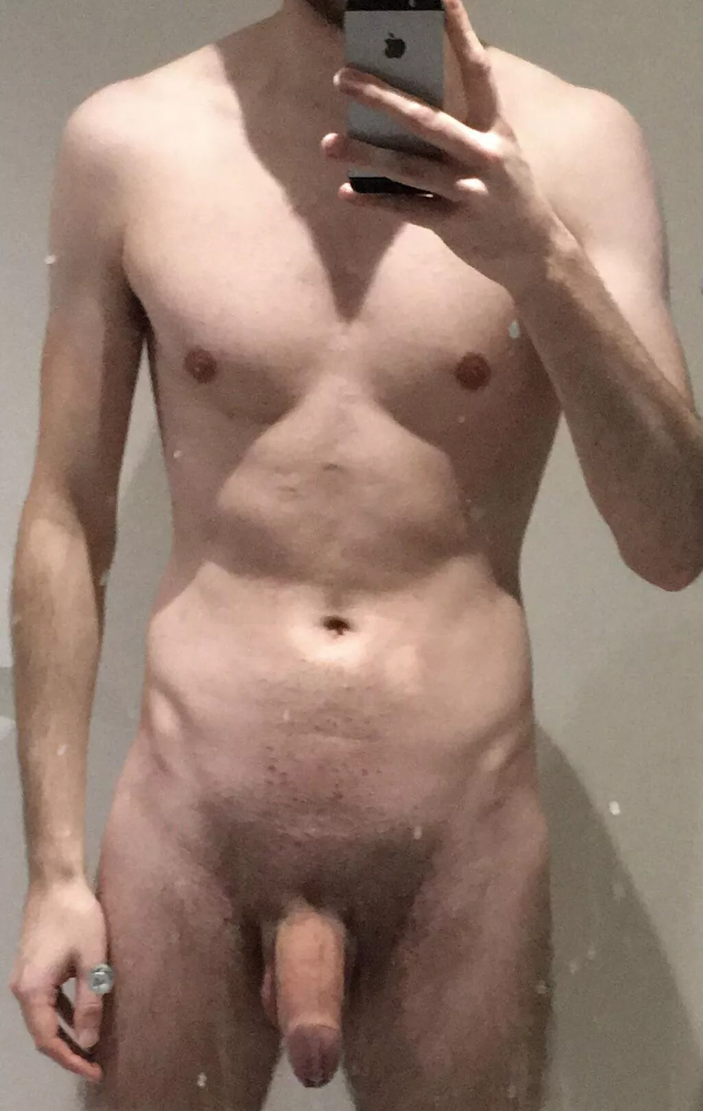 Bored and naked 🥺