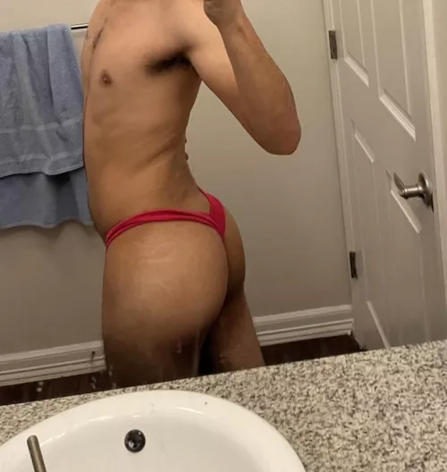 Can’t go wrong with red 23m