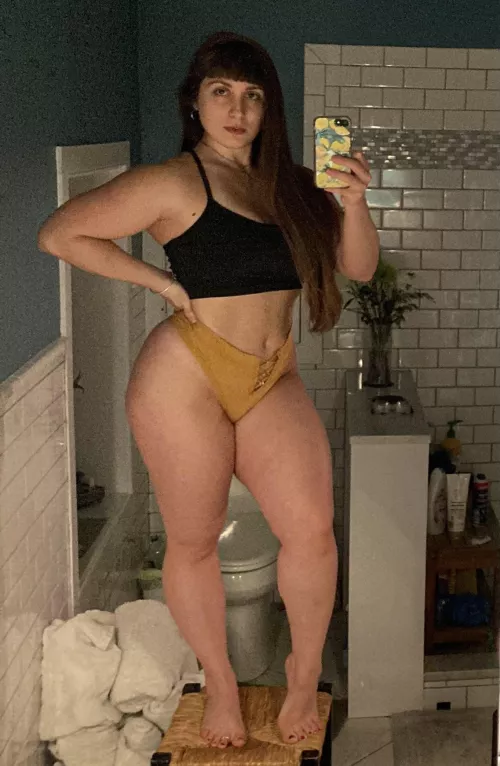 Clearly been a bit of a dirty bulk this winter, but def pleased with the strength gains. I’m 4’11” currently 146lbs